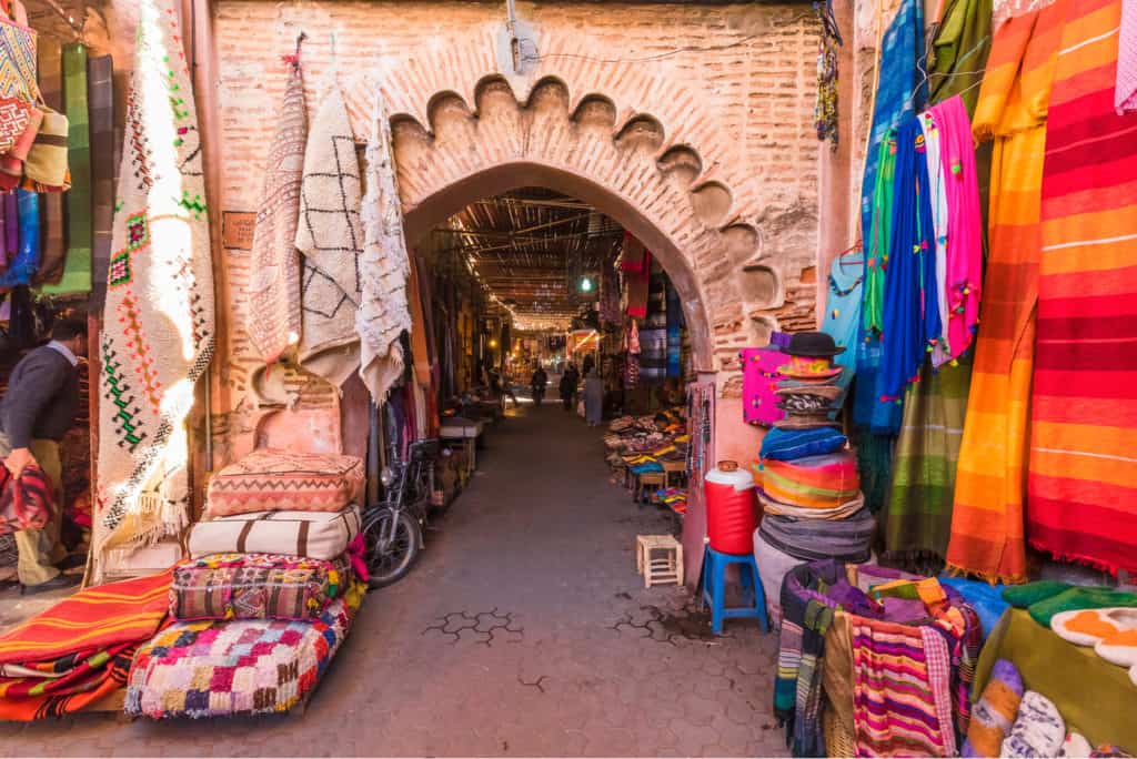 Guide de voyage à Marrakech : A la découverte des rues animées, des monuments et de la cuisine